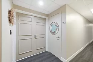 1501 Gulf Blvd, Clearwater Beach, FL 33767 - Photo 3
