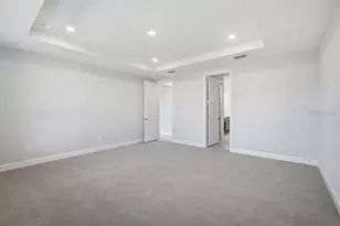 35074 Emberview Dr, Zephyrhills, FL 33541 - Photo 9