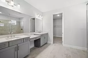 35074 Emberview Dr, Zephyrhills, FL 33541 - Photo 11