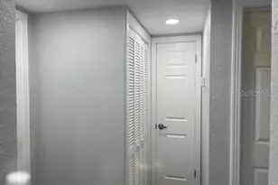 741 28th Ave S, Saint Petersburg, FL 33705 - Photo 7