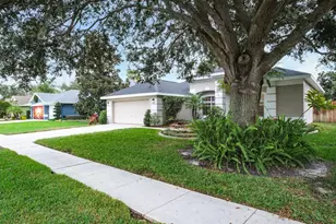 527 Bridle Path Way, Tarpon Springs, FL 34688 - Photo 3