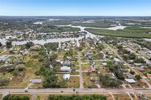 215 17th St NW, Ruskin, FL 33570 - Photo 35