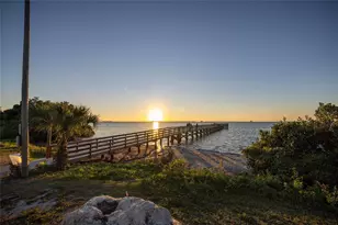 416 Indiana Ave, Crystal Beach, FL 34681 - Photo 55