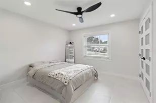 7853 Sundown Dr, Saint Petersburg, FL 33709 - Photo 39