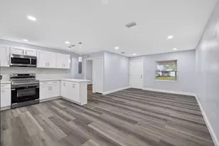 4928 Shetland Ave, Tampa, FL 33615 - Photo 15