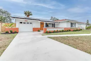 6312 Fairway Blvd, Apollo Beach, FL 33572 - Photo 3