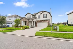 31046 Parrot Reef Ct, Wesley Chapel, FL 33545 - Photo 5