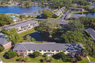 13693 Orange Sunset Dr, Tampa, FL 33618 - Photo 25