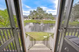 13693 Orange Sunset Dr, Tampa, FL 33618 - Photo 7