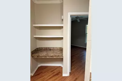 10017 Courtney Palms Boulevard #304, Tampa, FL 33619 - Photo 9