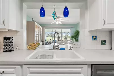 9026 Golden Horseshoe Drive, Seminole, FL 33777 - Photo 15