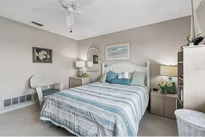 9026 Golden Horseshoe Drive, Seminole, FL 33777 - Photo 21