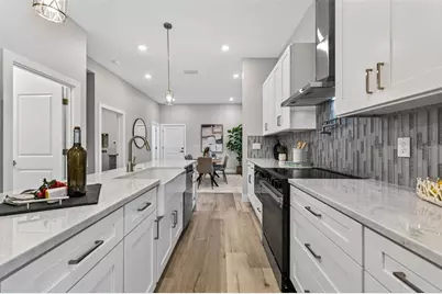 2540 34th Avenue N, Saint Petersburg, FL 33713 - Photo 9