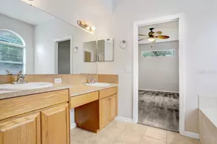 15451 Martinmeadow Dr, Lithia, FL 33547 - Photo 25