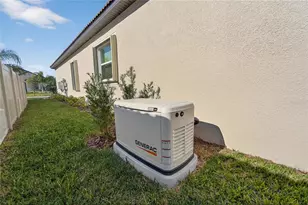 17216 Scuba Crest St, Wimauma, FL 33598 - Photo 3