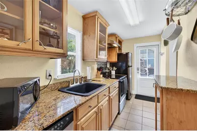 509 29th Avenue S #C, Saint Petersburg, FL 33705 - Photo 5