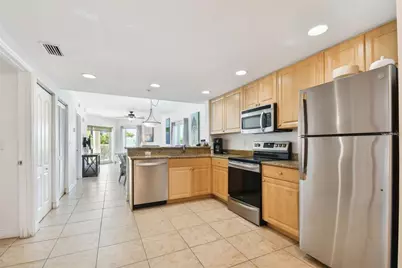 11605 Gulf Boulevard #208, Treasure Island, FL 33706 - Photo 9