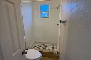 1006 Vine Ave Ave, Clearwater, FL 33755 - Photo 7