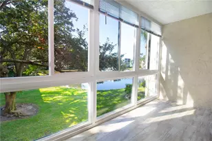 14130 Rosemary Ln, Largo, FL 33774 - Photo 9