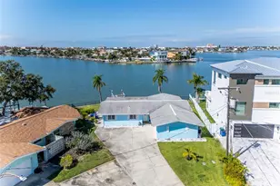 16114 5th St E, Redington Beach, FL 33708 - Photo 1