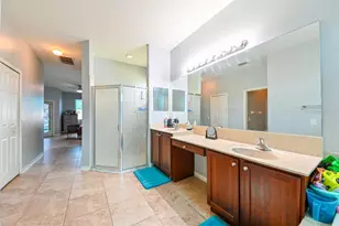 20330 Natures Corner Dr, Tampa, FL 33647 - Photo 15