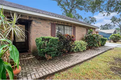 2110 Siloam Springs Drive, Dover, FL 33527 - Photo 3