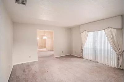 2110 Siloam Springs Drive, Dover, FL 33527 - Photo 7