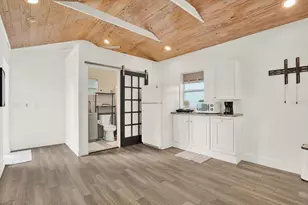 734 37th Ave N, Saint Petersburg, FL 33704 - Photo 21