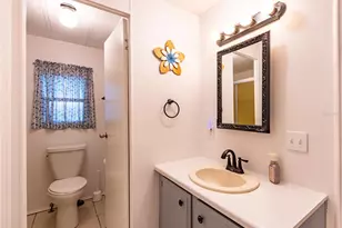 36708 Niles Dr, Zephyrhills, FL 33542 - Photo 23