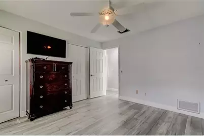 6565 Green Valley, Seminole, FL 33777 - Photo 27