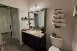 11104 Spring Point Cir, Riverview, FL 33579 - Photo 9