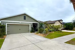 11104 Spring Point Cir, Riverview, FL 33579 - Photo 3