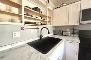 2275 62nd Ave N, Saint Petersburg, FL 33702 - Photo 7