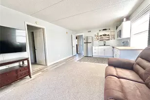 2275 62nd Ave N, Saint Petersburg, FL 33702 - Photo 11