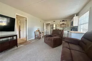 2275 62nd Ave N, Saint Petersburg, FL 33702 - Photo 7