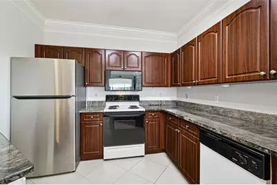 4302 Bayside Village Drive #204, Tampa, FL 33615 - Photo 7