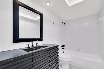 4900 38th Way S #302, Saint Petersburg, FL 33711 - Photo 23