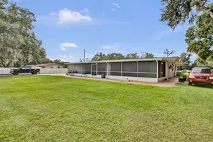 5615 Oak Ave NW, Lakeland, FL 33810 - Photo 9