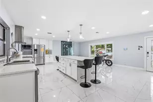 5312 Black Pine Dr, Tampa, FL 33624 - Photo 11