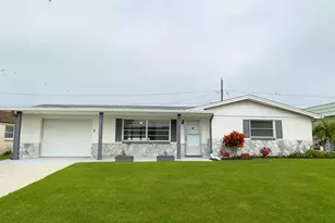 5027 Manor Dr, New Port Richey, FL 34652 - Photo 1