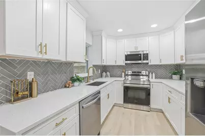 6813 Circlecreek Drive, Pinellas Park, FL 33781 - Photo 7