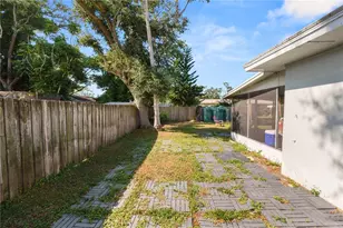 1826 Bonnie Gail St, Largo, FL 33774 - Photo 35