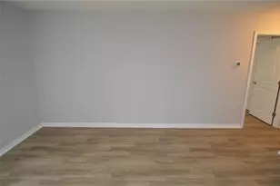 8649 Fancy Finch Dr, Tampa, FL 33614 - Photo 23