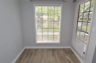 8649 Fancy Finch Dr, Tampa, FL 33614 - Photo 13