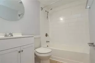 8649 Fancy Finch Dr, Tampa, FL 33614 - Photo 25