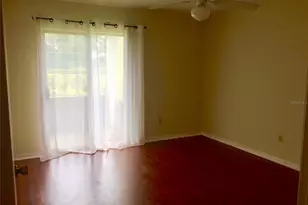 10263 Gandy Blvd N, Saint Petersburg, FL 33702 - Photo 9