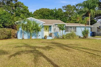 1249 Essex Drive N, Saint Petersburg, FL 33710 - Photo 1