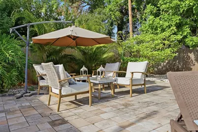 1249 Essex Drive N, Saint Petersburg, FL 33710 - Photo 23