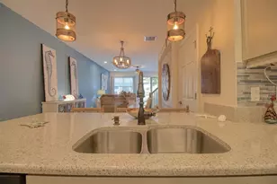 2485 Golden Pasture Cir, Clearwater, FL 33764 - Photo 7