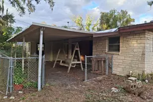 3255 Riverdale Dr, Dade City, FL 33523 - Photo 5